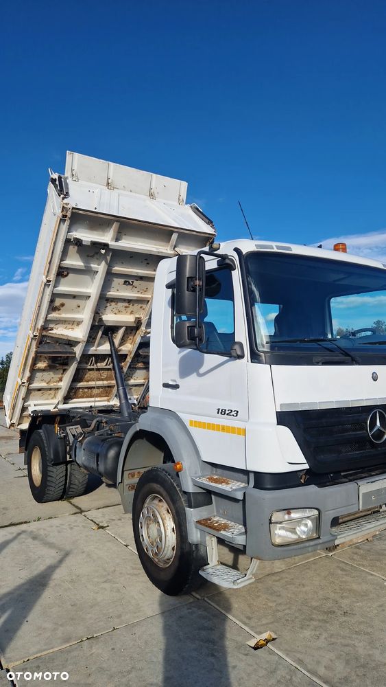 Mercedes-Benz Axor 1823 - 1