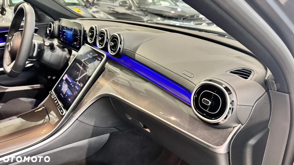 Mercedes-Benz Klasa C 300 e PHEV 4-Matic AMG - 31