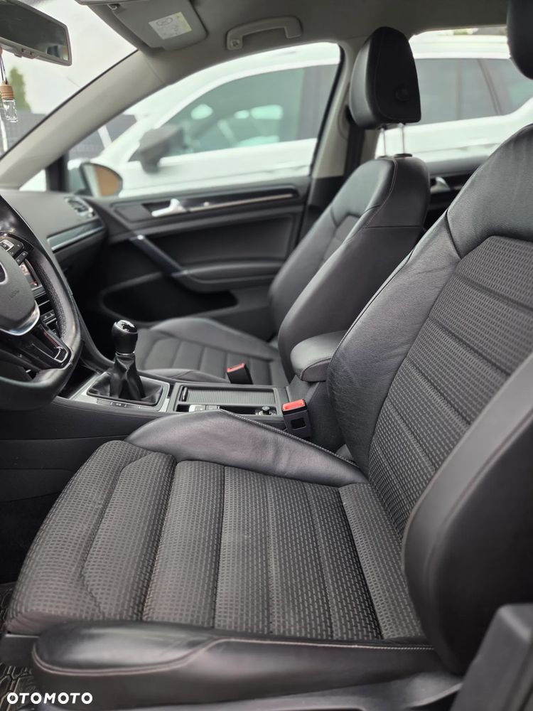 Volkswagen Golf 1.4 TSI BMT Comfortline - 4