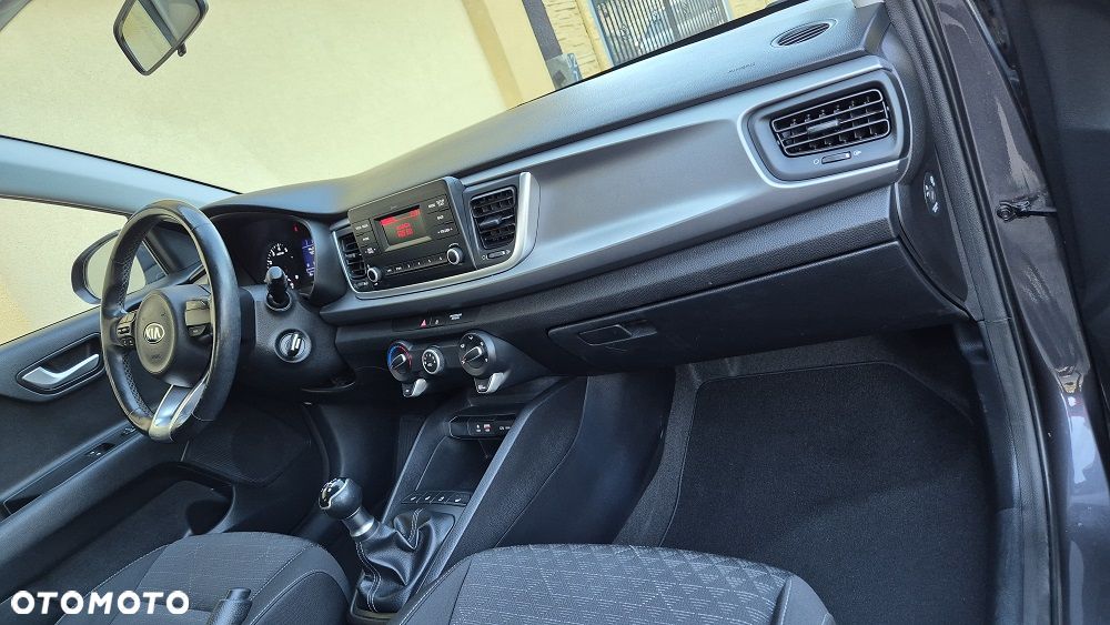 Kia Rio 1.2 Dream Team Edition - 6