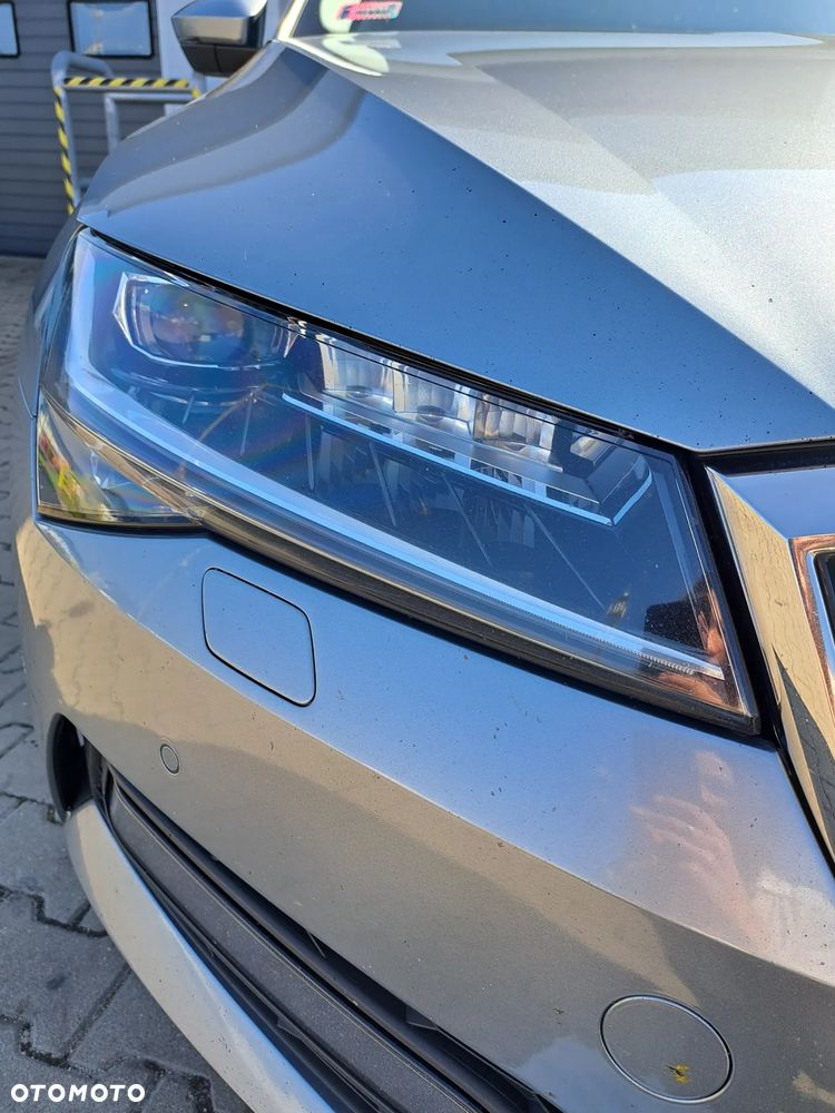 Skoda Superb 2.0 TDI SCR Ambition DSG - 10