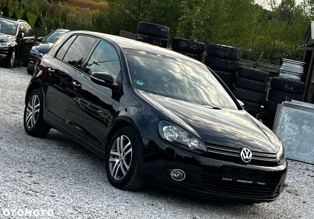 Volkswagen Golf - 2