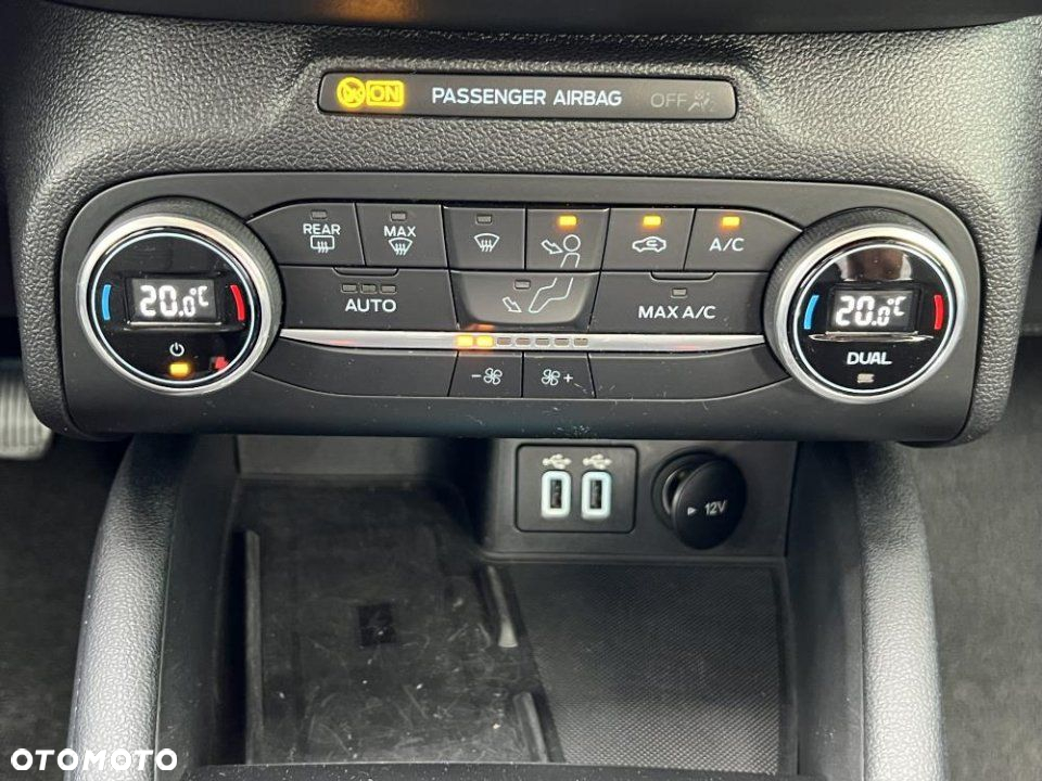 Ford Focus - 18