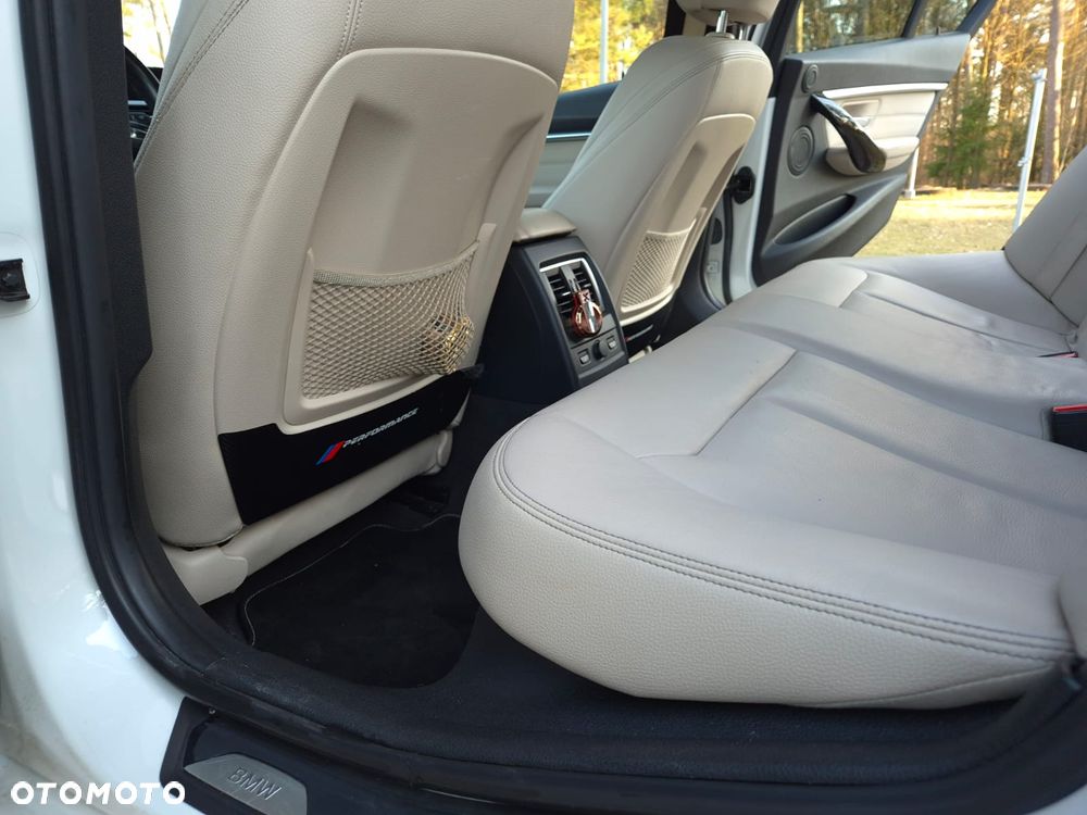 BMW Seria 3 - 33