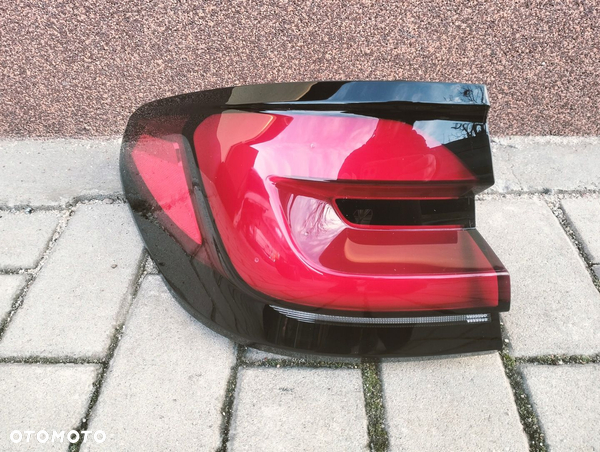 LAMPA LAMPY TYLNA TYLNE BMW 5 G31 LIFT LCI