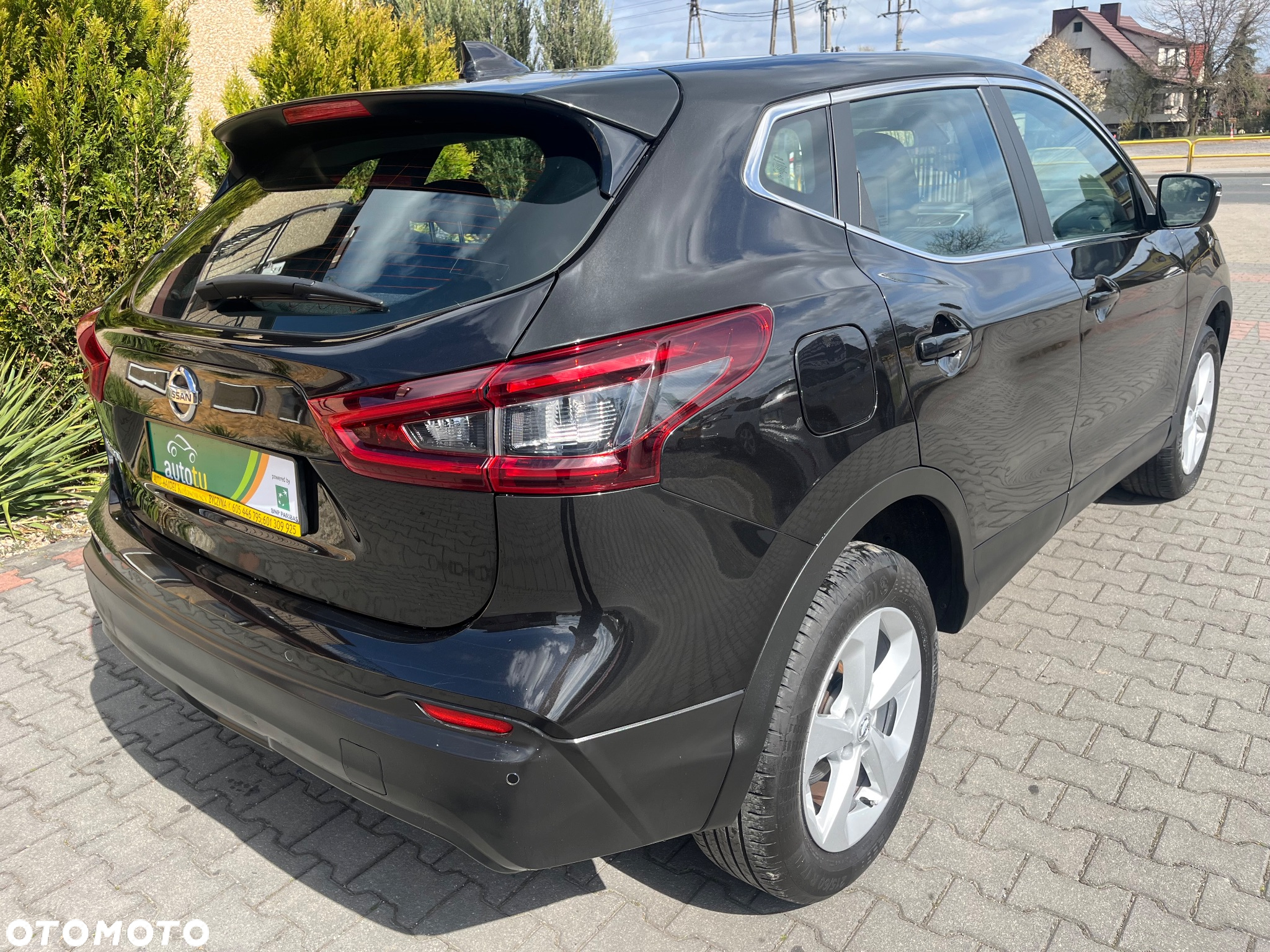 Nissan Qashqai 1.3 DIG-T MHEV Tekna - 4