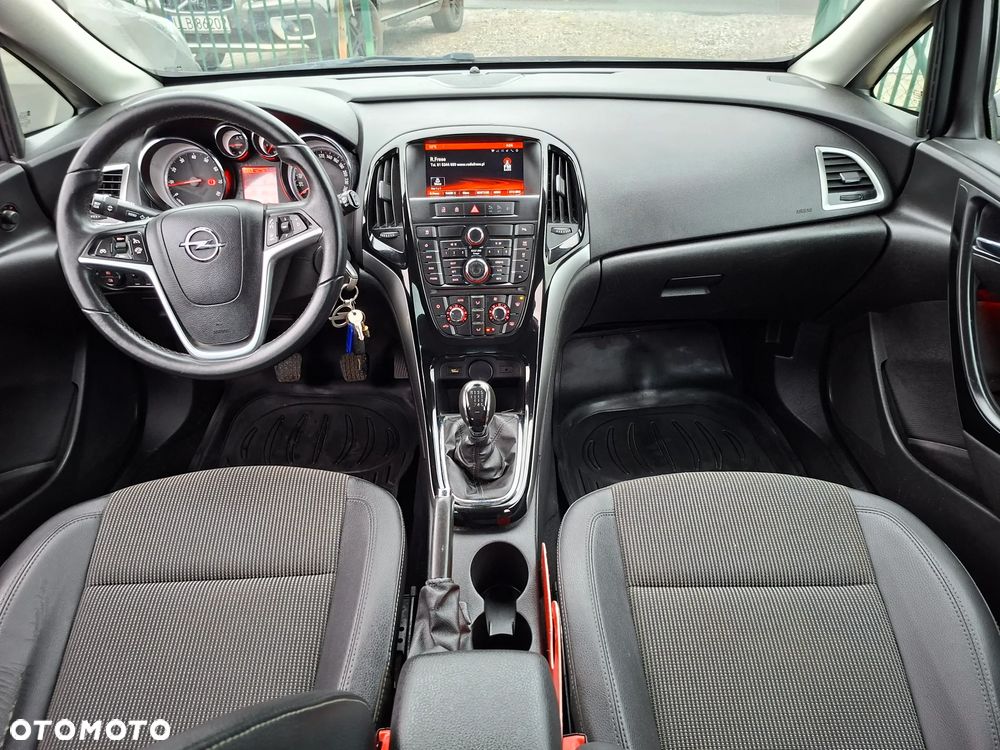 Opel Astra - 16