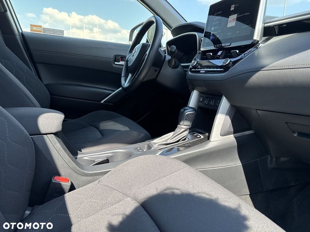 Toyota Corolla Cross - 10