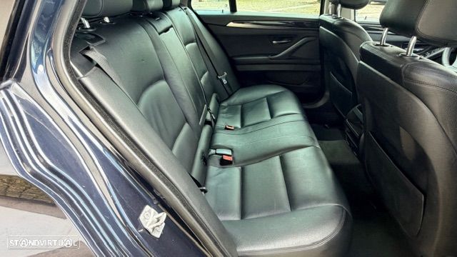 BMW 520 d Auto - 34