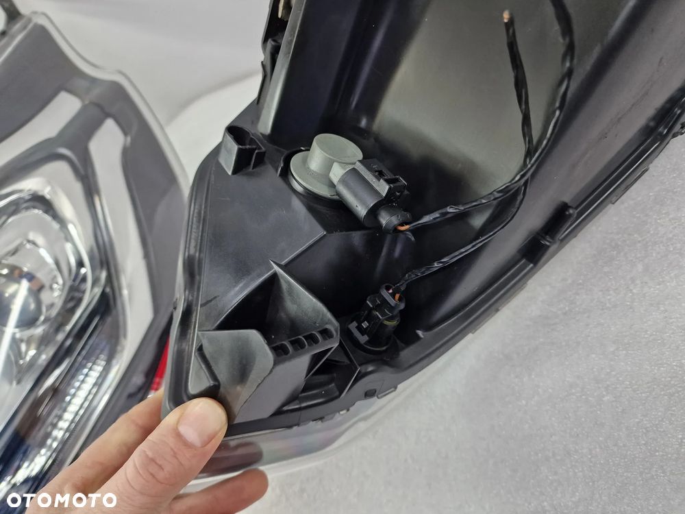 VW POLO 6R0 08- LEWA / PRAWA / KOMPLET LAMP PRZEDNICH FIRMY AUTOMOTIVE LIGHTING , NR 6RU941016 / 6RU941015 , NR AUKCJI LA394 - 11
