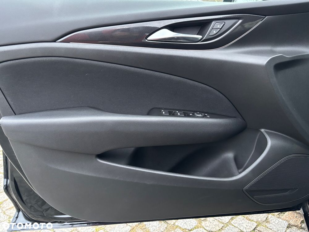 Opel Insignia 2.0 CDTI Business Elegance S&S - 20