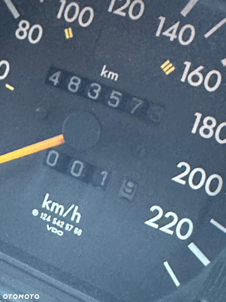 Mercedes-Benz W124 (1984-1993) - 21