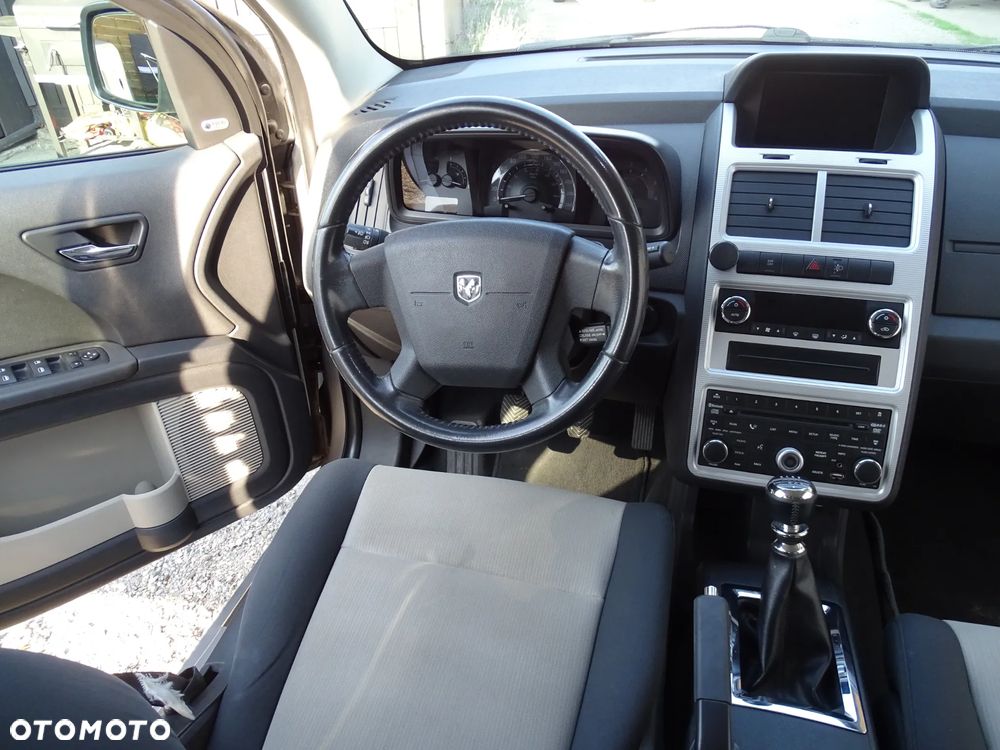 Dodge Journey - 10