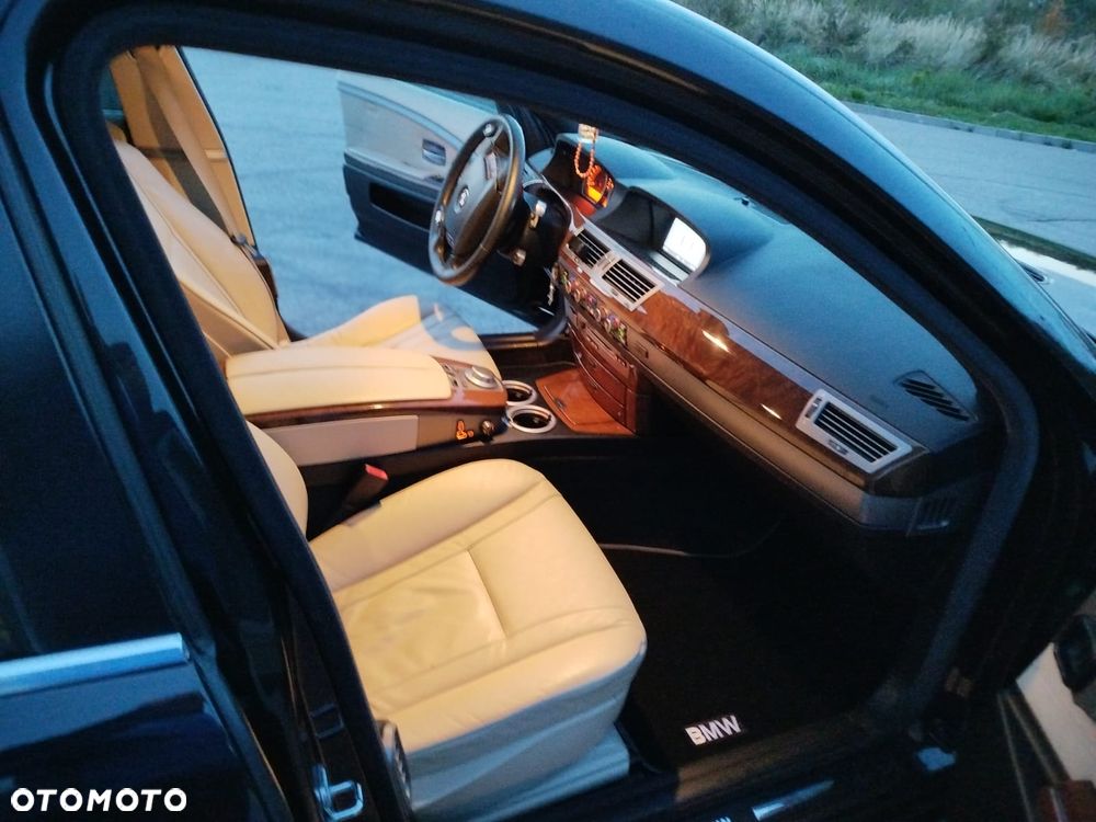 BMW Seria 7 730i - 9
