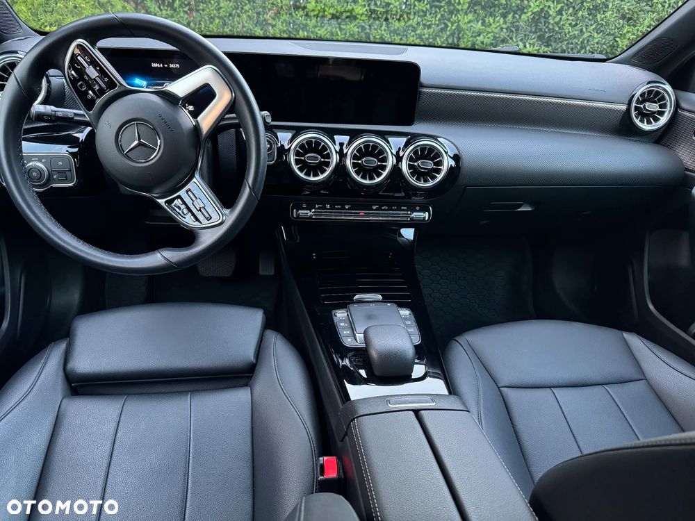Mercedes-Benz Klasa A 200 Progressive 7G-DCT - 10