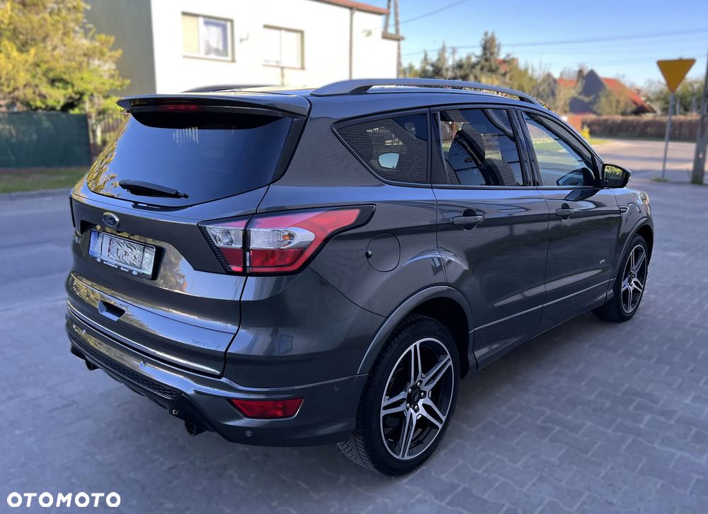 Ford Kuga 1.5 EcoBoost 4x4 ST-Line - 26