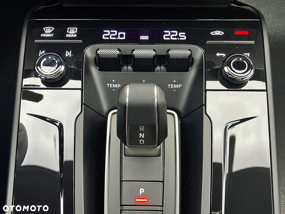 Porsche 911 - 28