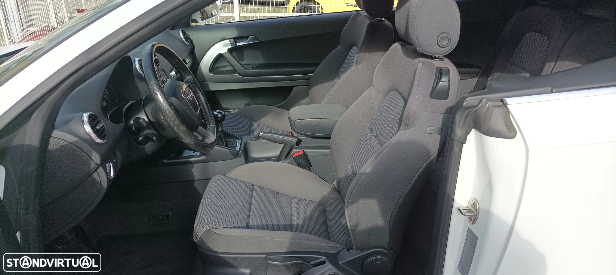 Audi A3 Cabrio 2.0 TDi Attraction - 10