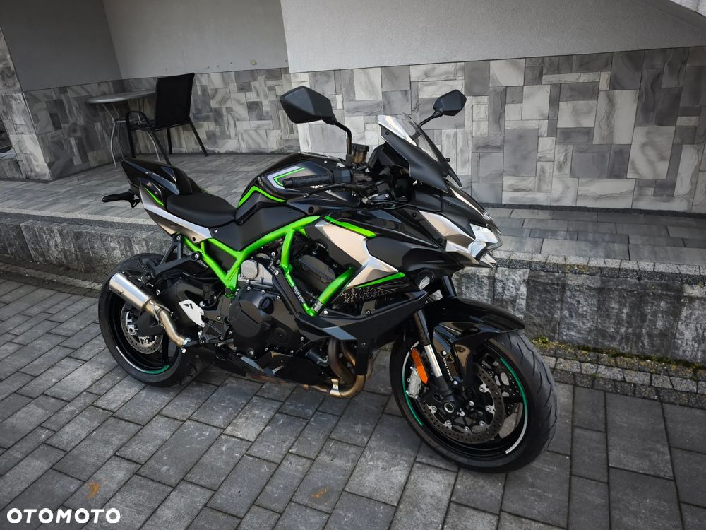 Kawasaki H2 - 11