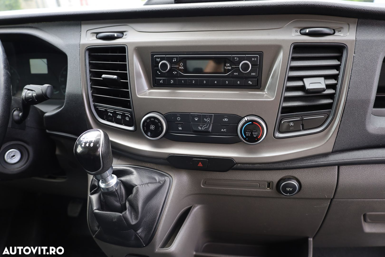 Ford Transit - 16