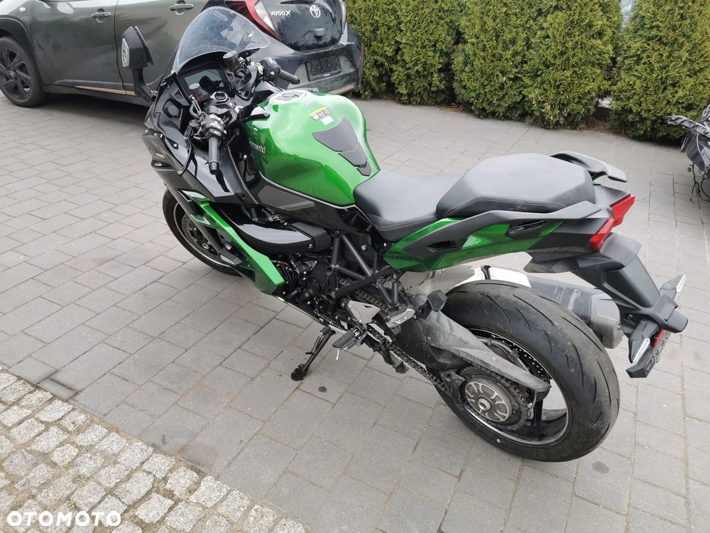 Kawasaki Ninja H2 SX - 2