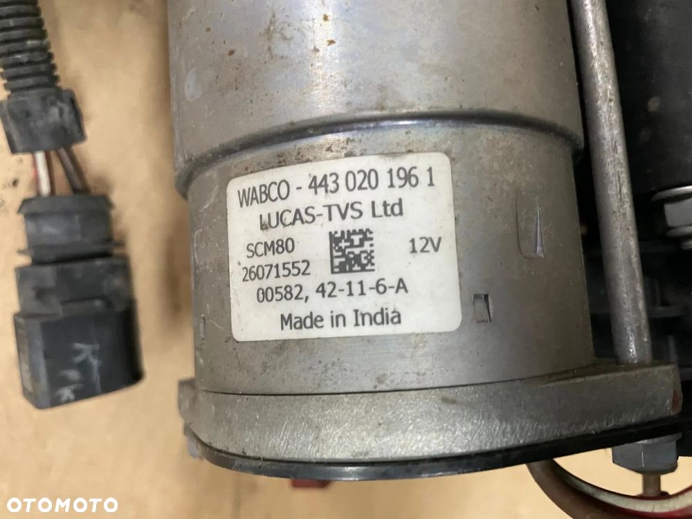 KOMPRESOR SPRĘŻARKA ZAWIESZENIA AUDI A8 D3 TDI 4E0616007E - 4