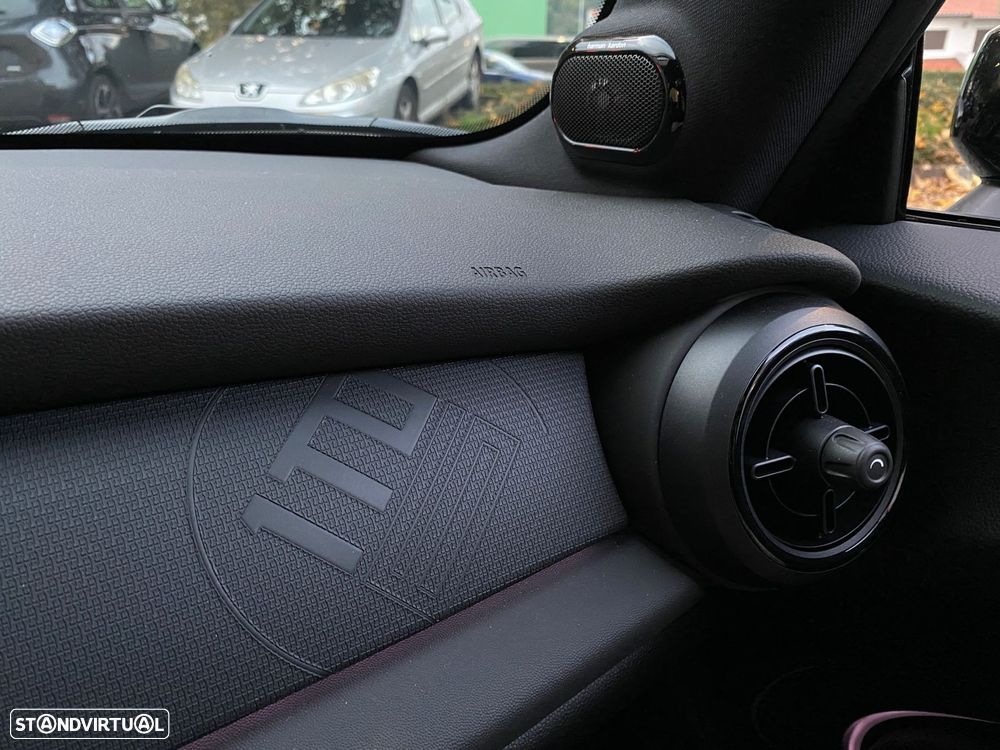 MINI 3 Portas John Cooper Works - 23