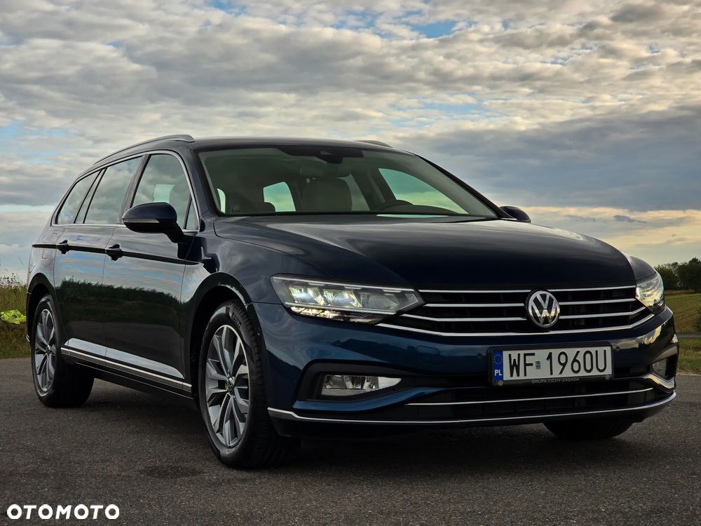 Volkswagen Passat Variant 2.0 TDI EVO Elegance DSG - 13