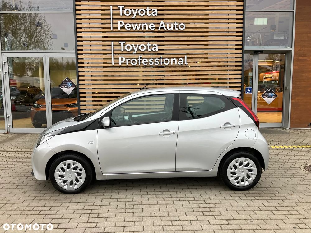 Toyota Aygo x-play - 3