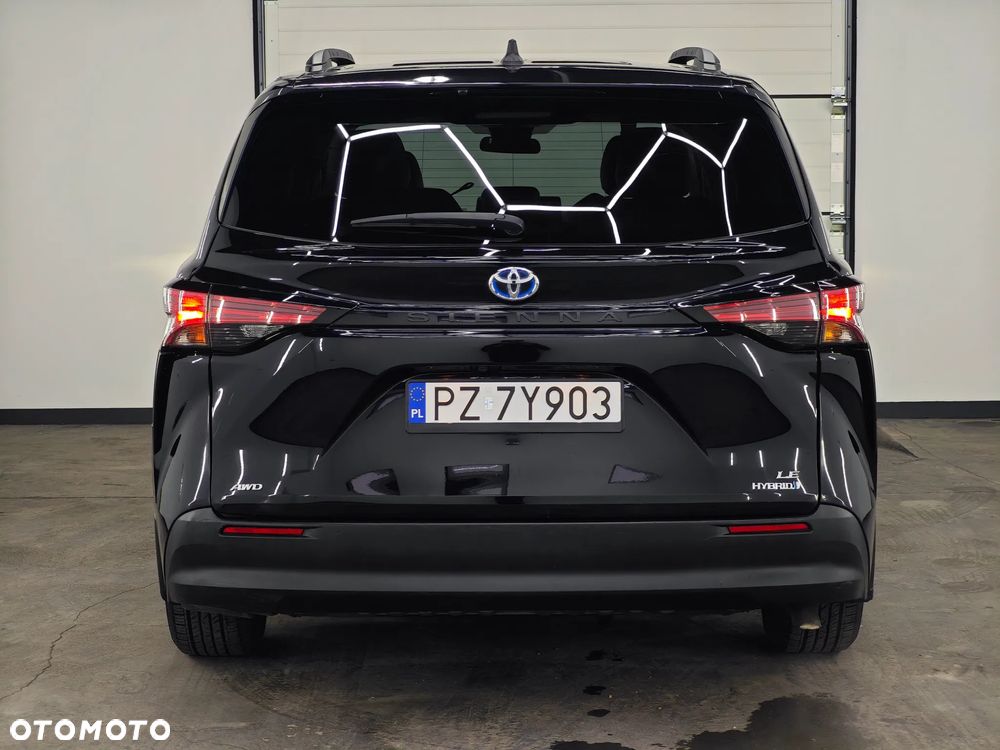 Toyota Sienna - 33