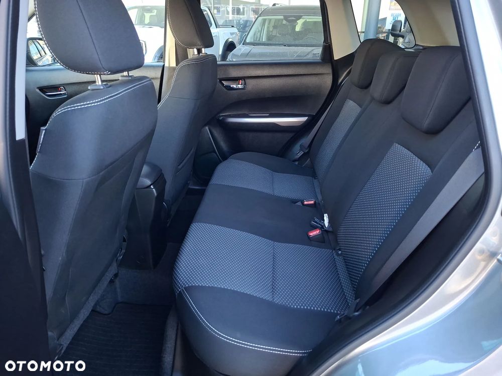 Suzuki Vitara 1.4 Boosterjet SHVS Premium 4WD - 32