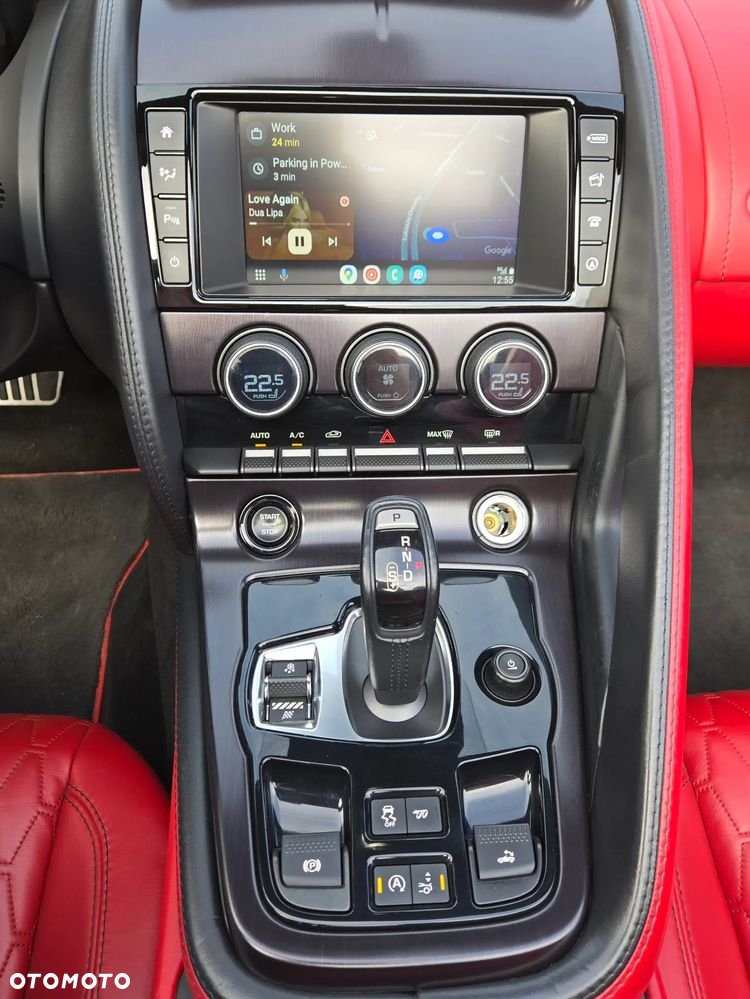 Jaguar F-Type Cabriolet AWD SVR - 28