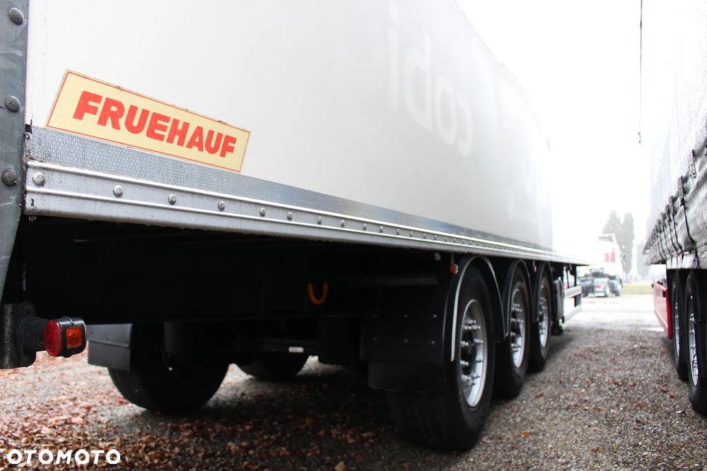 Fruehauf KONTENER 3 OSIE ROLETA - 15