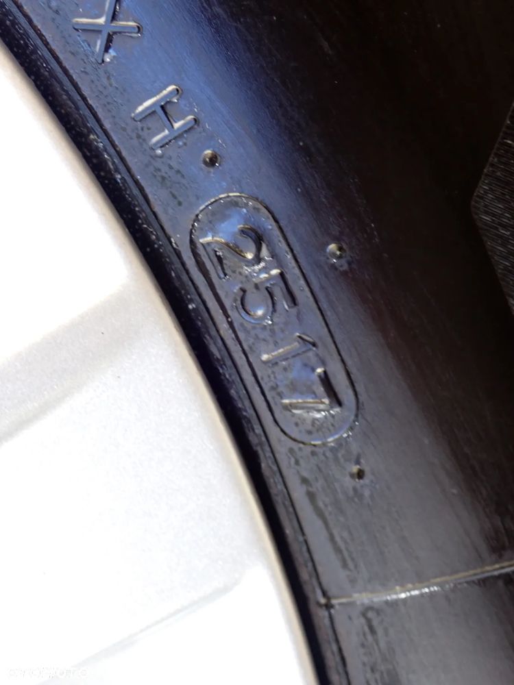 KOŁA FELGI ALUMINIOWE VW 7JX17 ET 43 5X112 5N0601025 S Z OPONAMI ZIMA 235/55/17 - 14