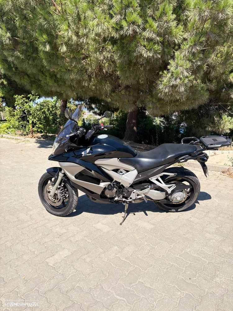 Honda VFR Crossrunner