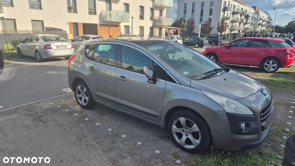 Peugeot 3008 1.6 HDi Premium - 1
