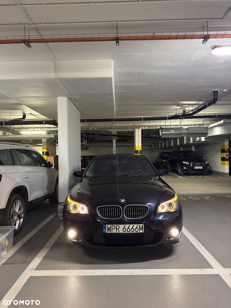 BMW Seria 5 525i Edition Sport - 11