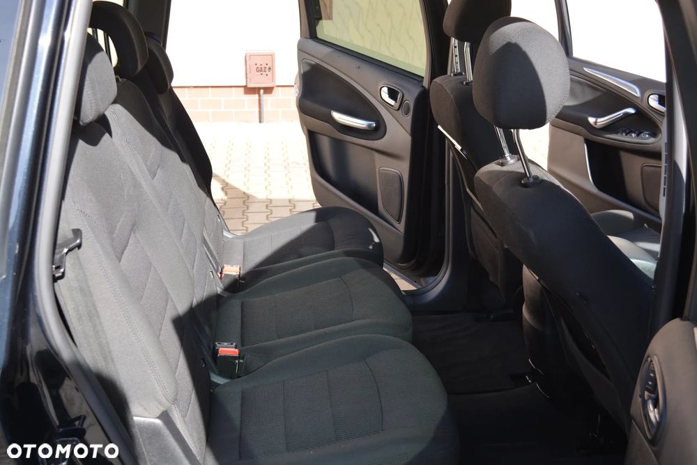 Ford Galaxy 2.0 Titanium - 19