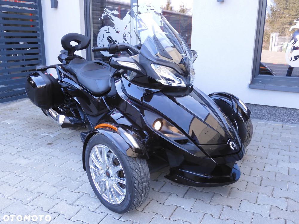 Can-Am Spyder - 3