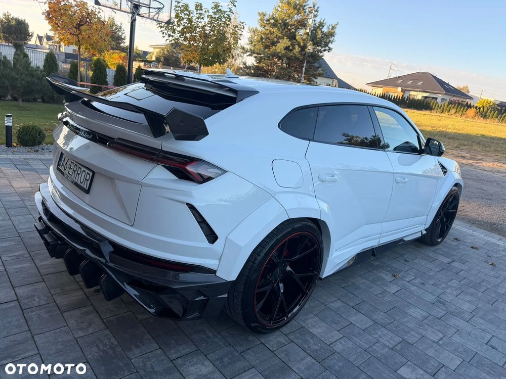 Lamborghini Urus Standard - 14