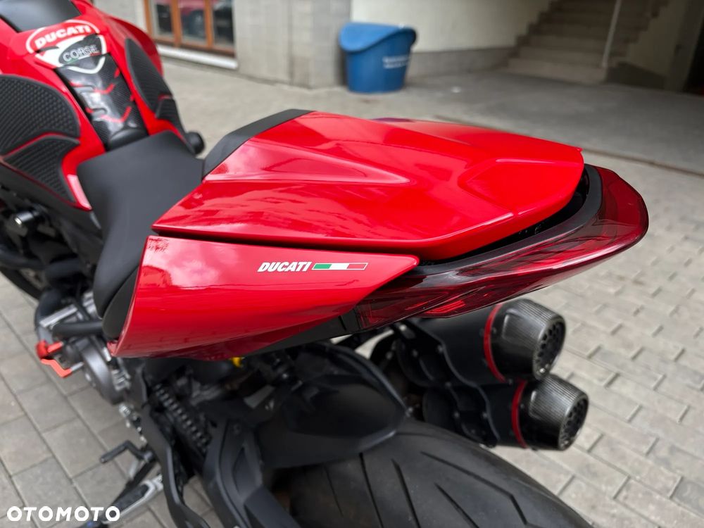 Ducati Monster - 12