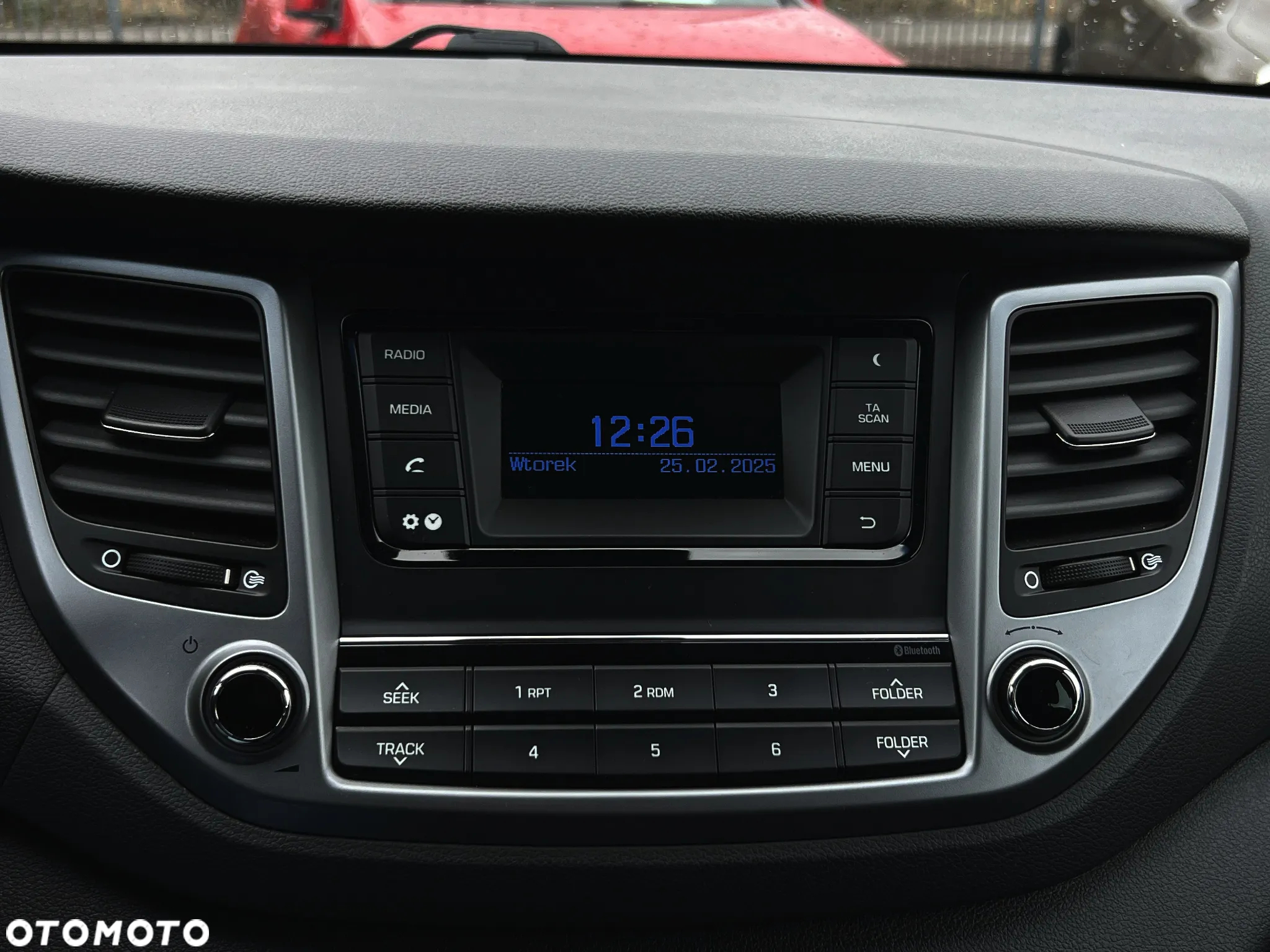 Hyundai Tucson blue 1.7 CRDi 2WD Trend - 34