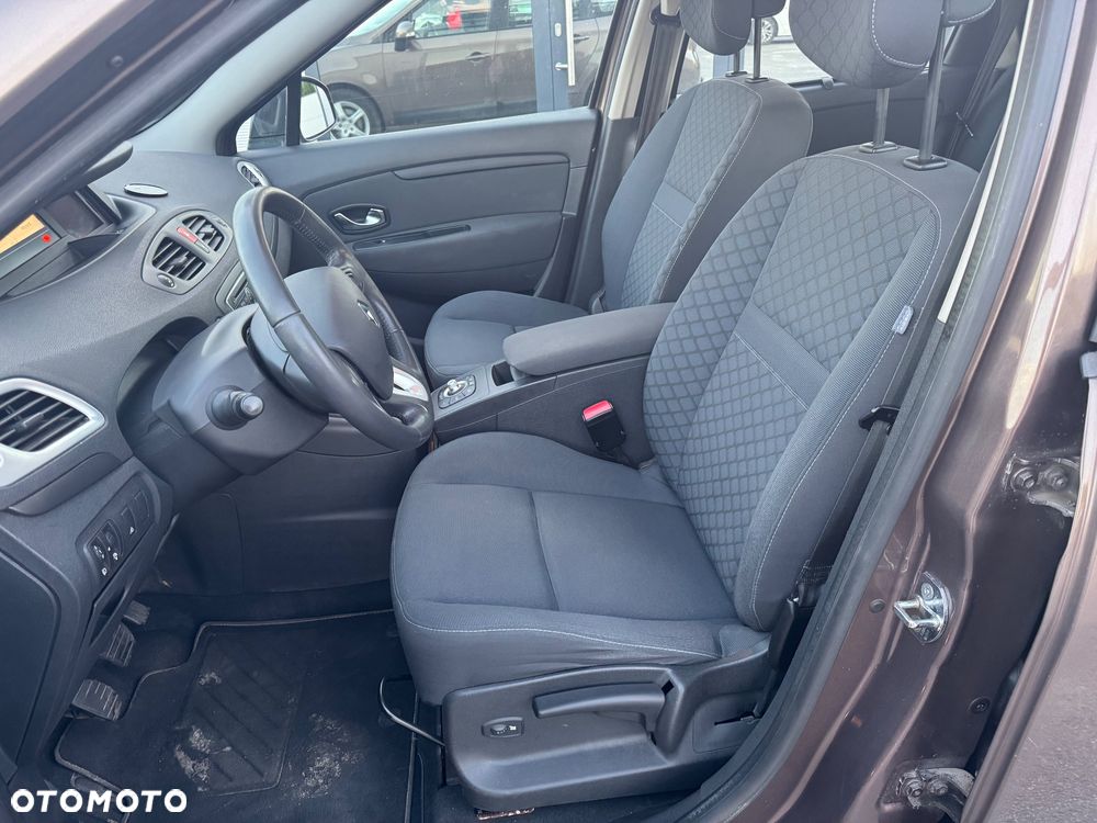 Renault Grand Scenic - 6