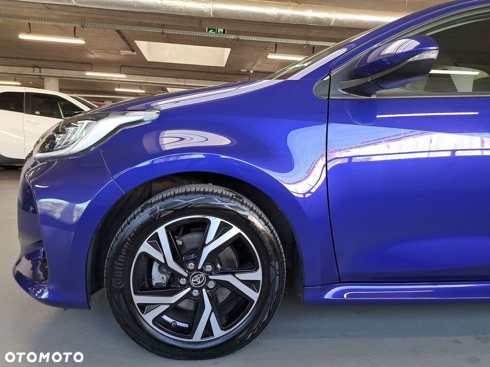 Toyota Yaris Hybrid 1.5 Style - 36