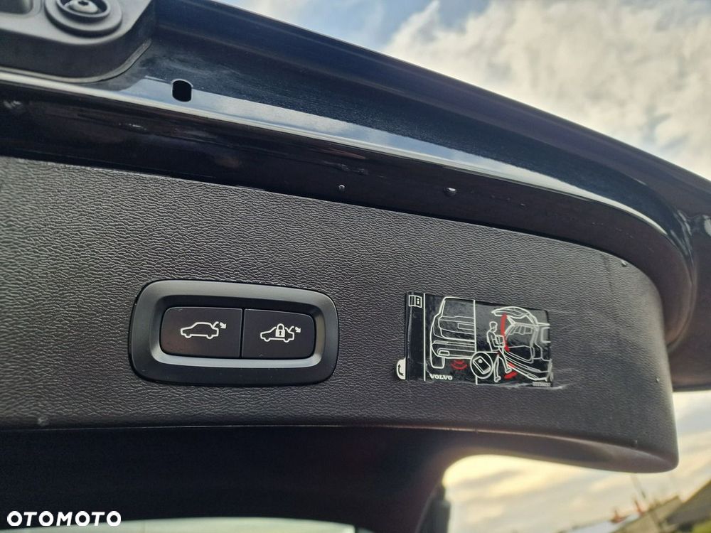 Volvo XC 40 T5 Plug-In Hybrid Inscription Expression Pro - 22