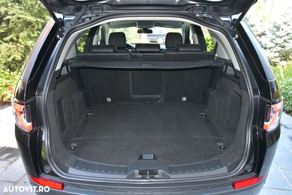 Land Rover Discovery Sport 2.0 D150 MHEV SE - 17