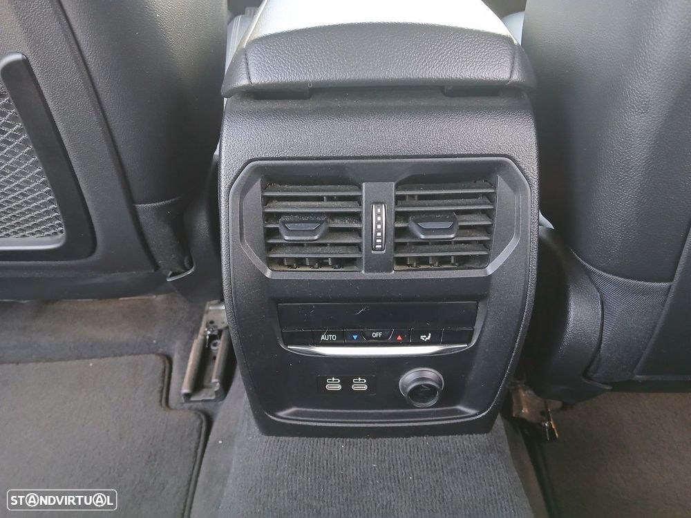 BMW 320 d Auto - 11