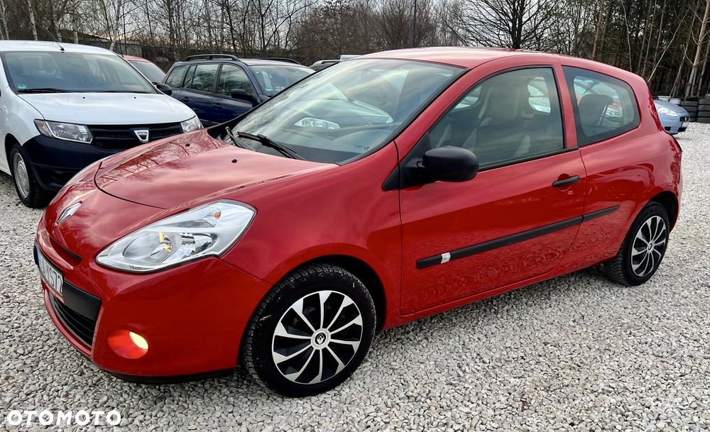 Renault Clio 1.2 16V 75 Dynamique - 10