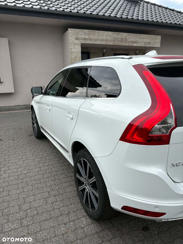 Volvo XC 60 D4 Geartronic Summum - 3