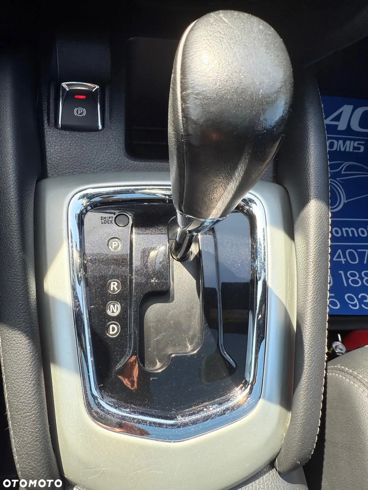 Nissan Qashqai 1.6 dCi Xtronic TEKNA - 30